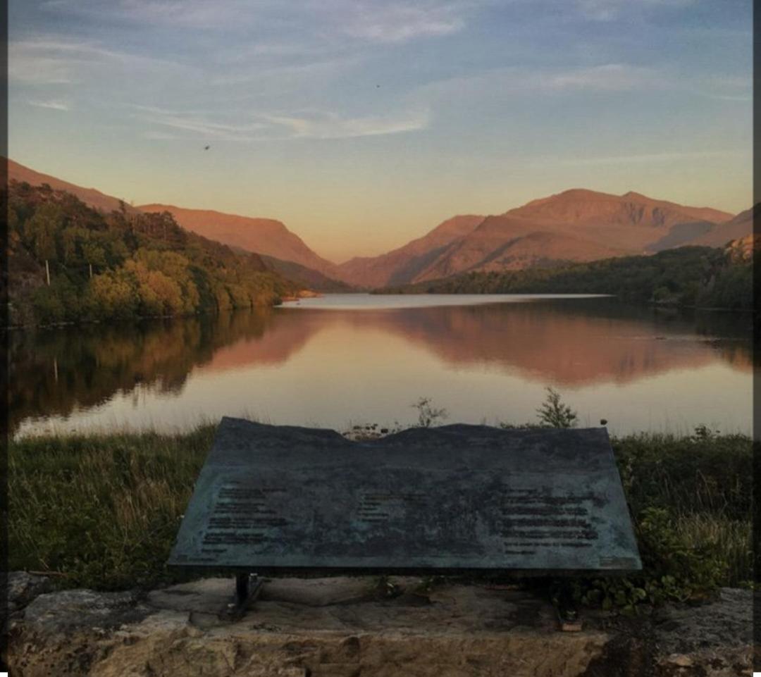 Pen Y Buarth Pod - Caravan Site 카나번 외부 사진
